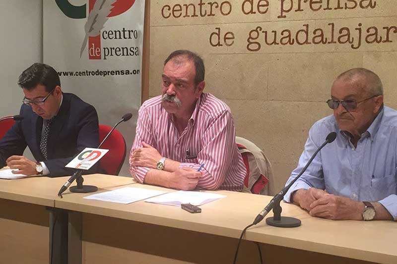 manifestación-caza-guadalajara