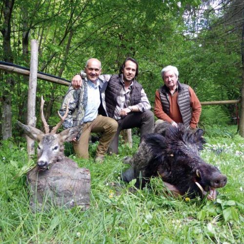 Cazando jabalíes y corzos en la primavera de los Balcanes