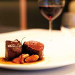 Gamo-asado-setas-castañas-y-membrillos-