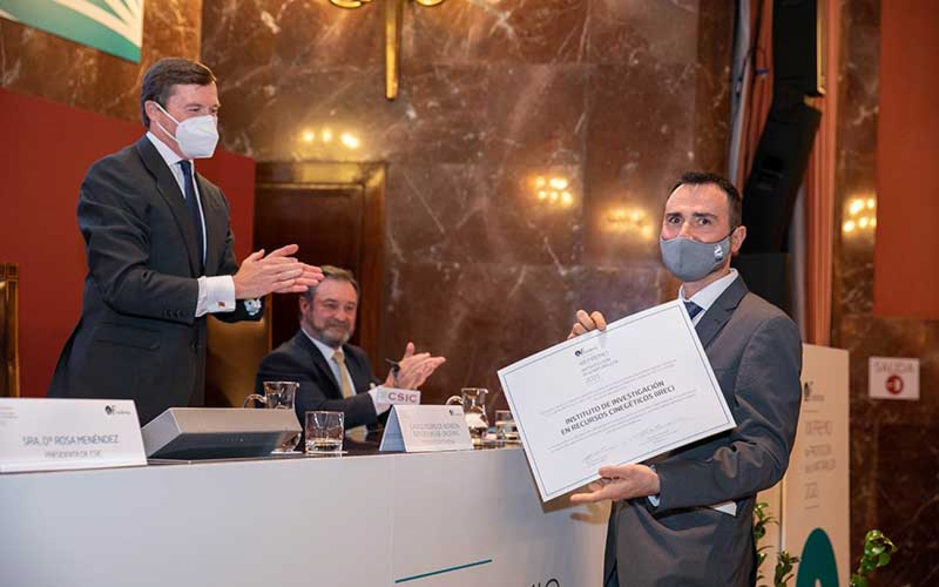 El IREC recibe el XIII Premio Fondena de Protección a la Naturaleza