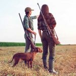 cazadoras con perro