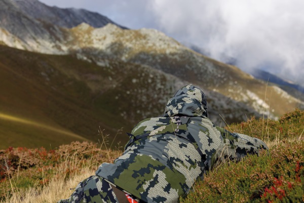 Caza en la Reserva de Gredos tras el macho montés en Trofeo caza y conservación
