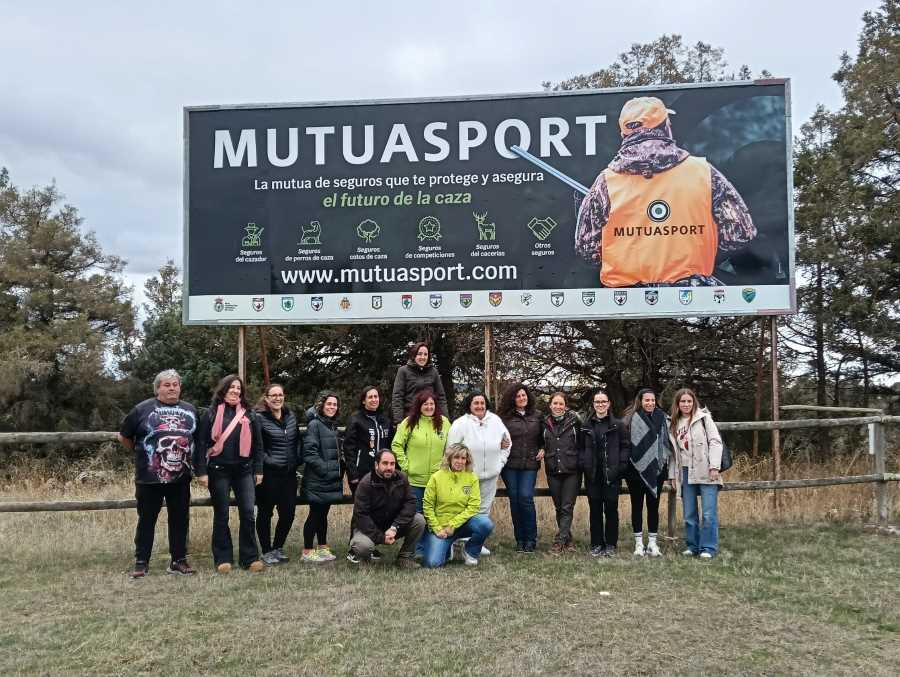 Jornadas de caza de mujeres en trofeo caza yconservación