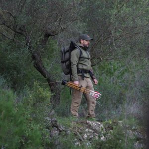 Caza con arco potencia y control en trofeo caza y conservación