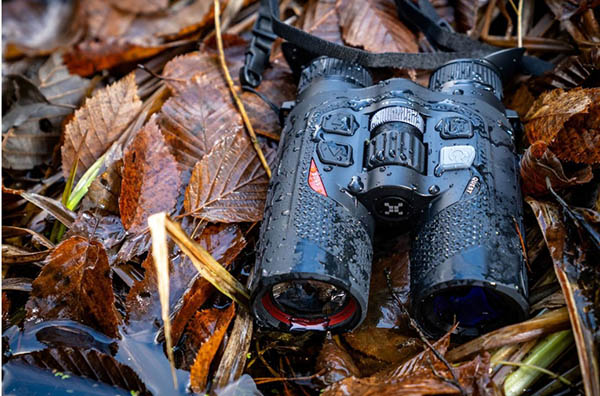 Serie completa de binoculares Quest de Nocpix en Trofeo caza y conservación