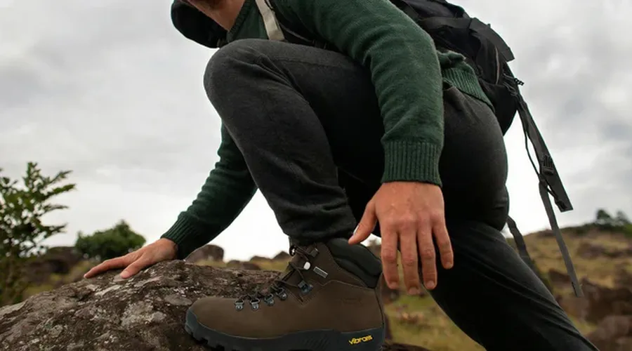 botas en trofeo caza y conservación