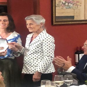 Emilia Landaluce y Teresa de Borbón en Trofeo caza