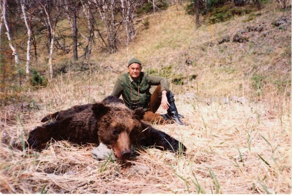 Tamaño de osso unico en trofeo caza y conservación