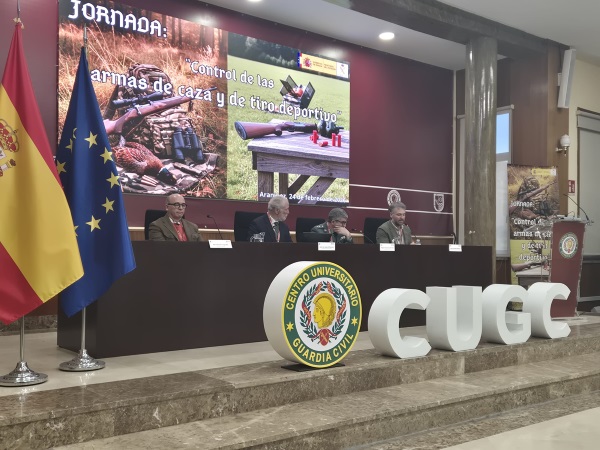 GUARDIA CIVIL ARANJUEZ 2 en trofeo caza y conservación