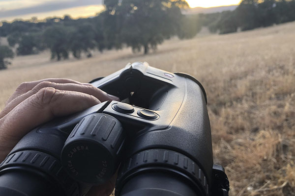 Binocular de caza en Trofeo caza y conservacion