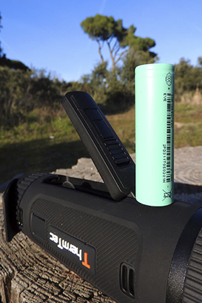 Baterías 18.650 de monocular térmico premium Wild-DL de ThermTec en Trofeo caza y conservacion