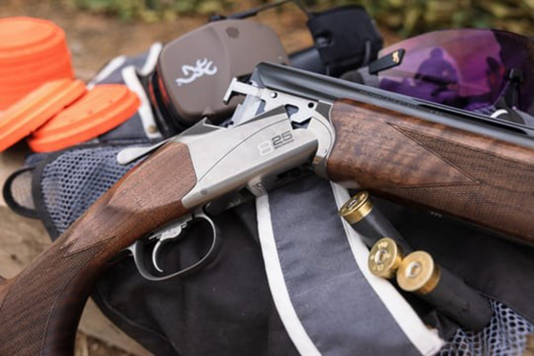 Escopeta 825 sporter de Browning en Trofeo caza y conservacion