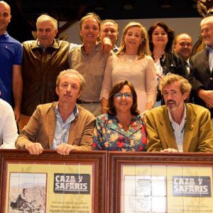 Agustin Palomino con amigos en Trofeo caza y conservacion