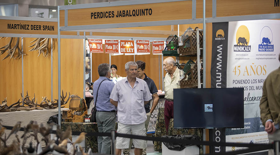 feria de caza Córdoba en revista trofeo caza